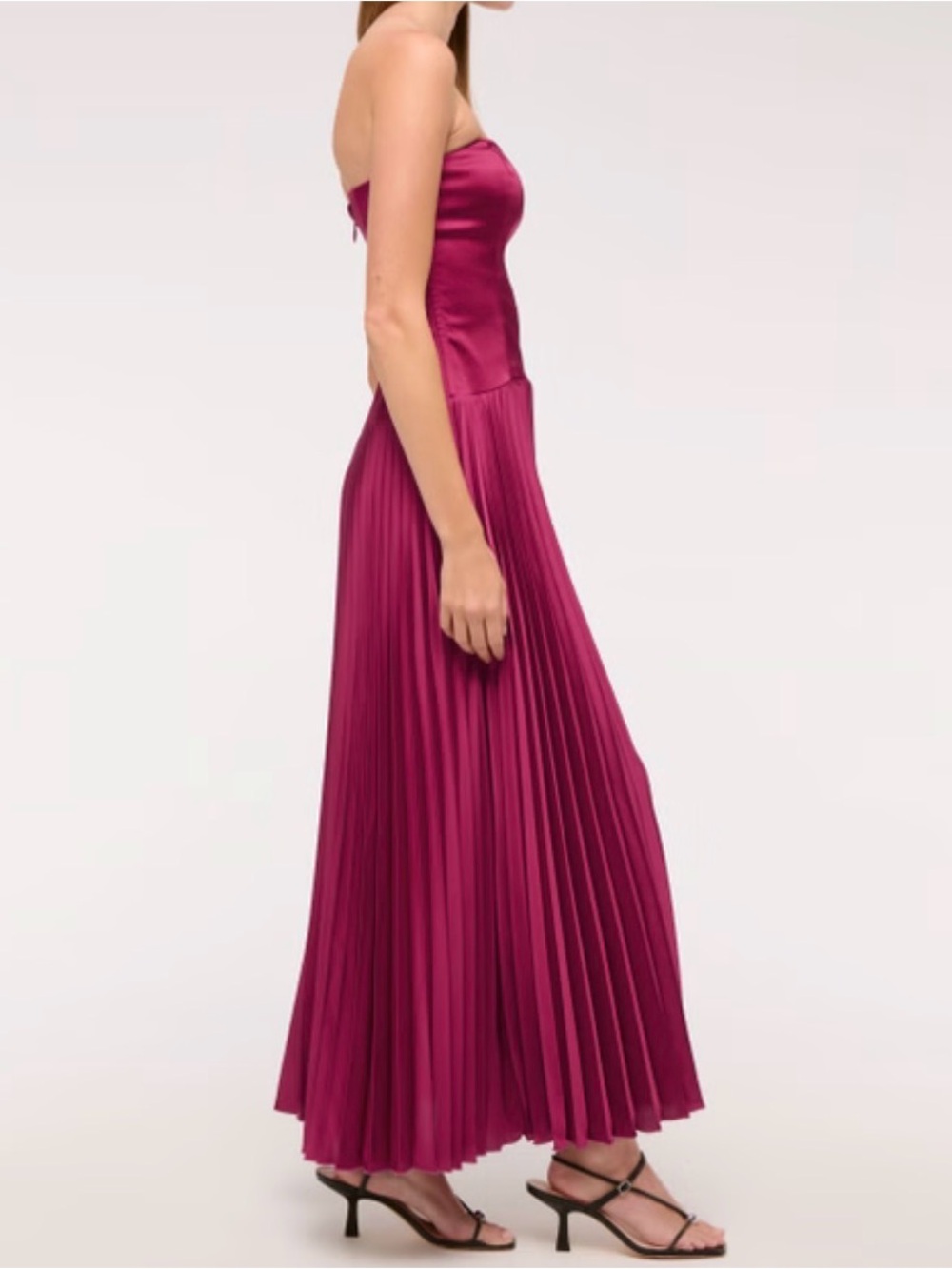 Abercrombie and Fitch Giselle maxi in Berry - Picture 2 of 8